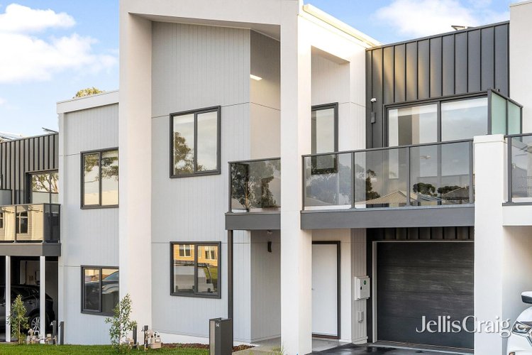 14 Cowles Crescent Lilydale 3140