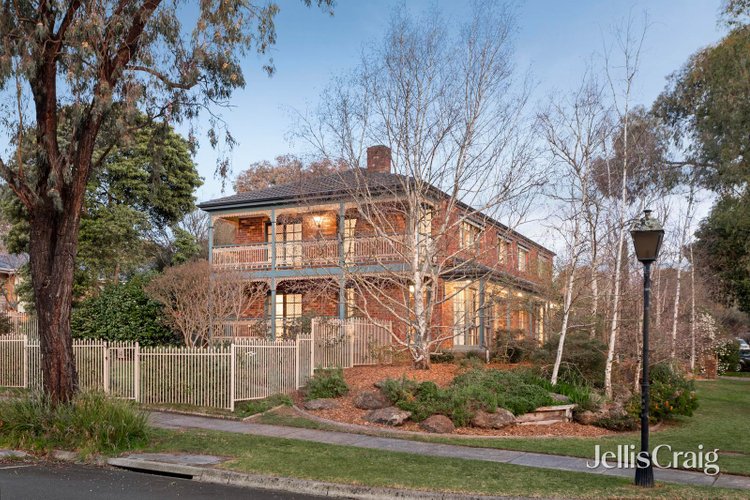 14 Croydon Hills Drive Croydon Hills 3136