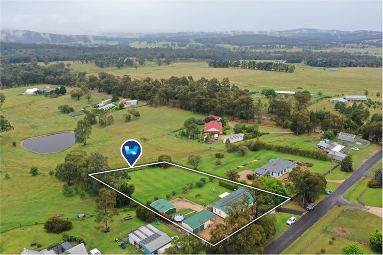 14 Damons Road, Mount Taylor