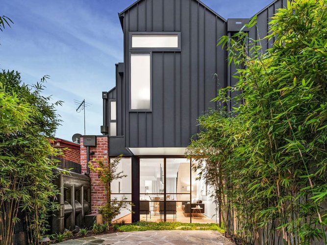 14 Dinsdale Street Albert Park 3206