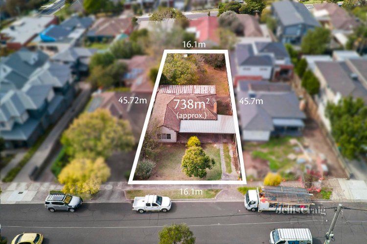 14 Esmale Street Strathmore 3041