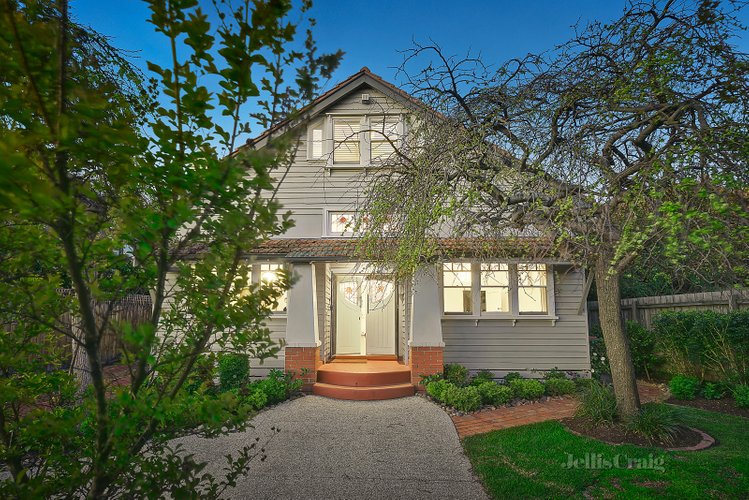 14 Eumeralla Road Caulfield South 3162