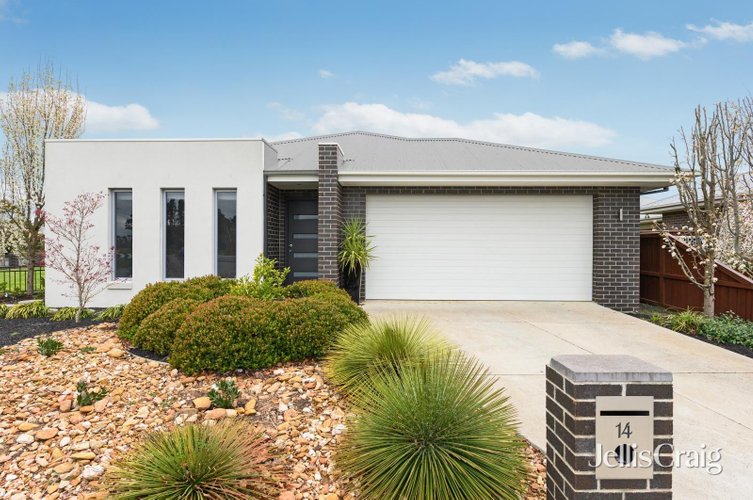 14 Evergreen Drive  Alfredton 3350