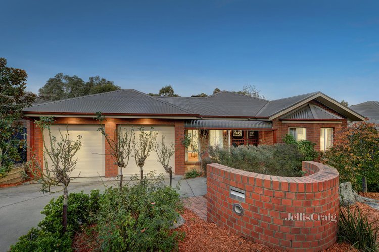 14 Goulburn Grove Yallambie 3085