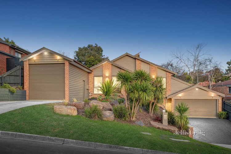 14 Grover Court Warranwood 3134