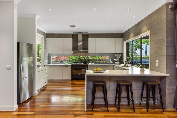 14 Gwendoline Avenue Woodend 3442