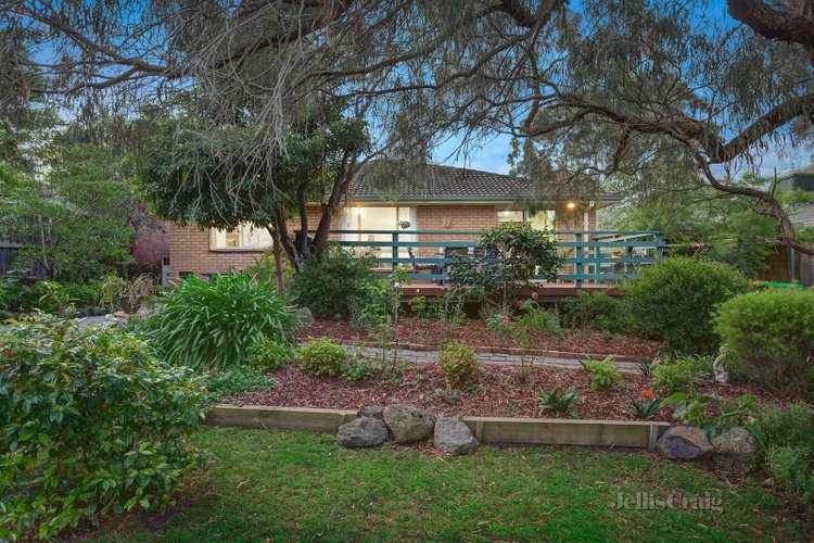 14 Halidon Close St Helena 3088