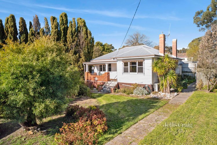 14 High Street Harcourt 3453