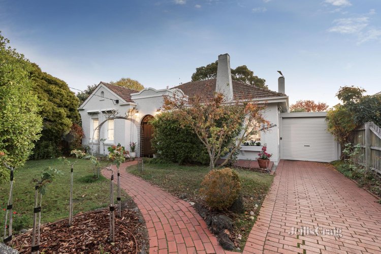 14 Holyrood Street Camberwell 3124