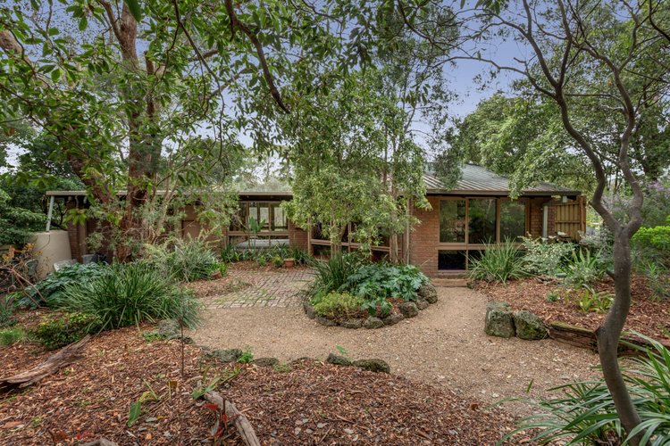 14 Houghton Road Warrandyte 3113