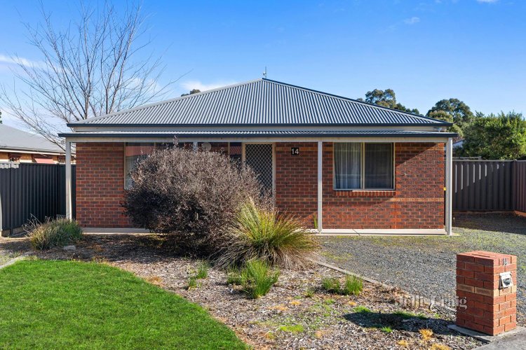 14 Jemacra Place Mount Clear 3350