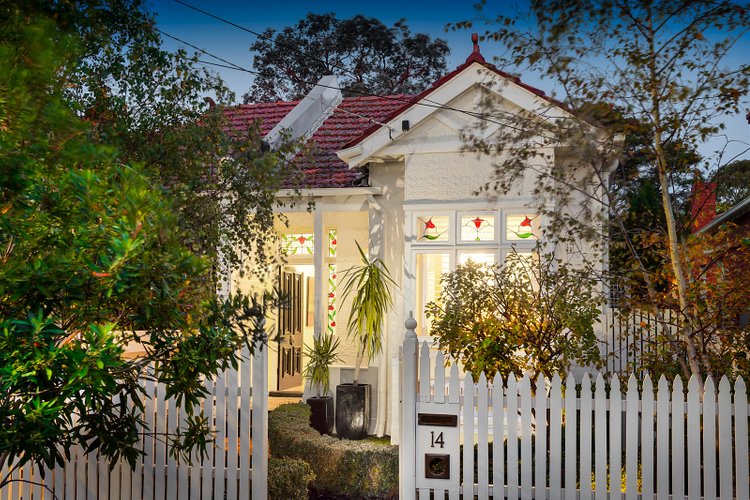 14 Kalymna Grove St Kilda East 3183