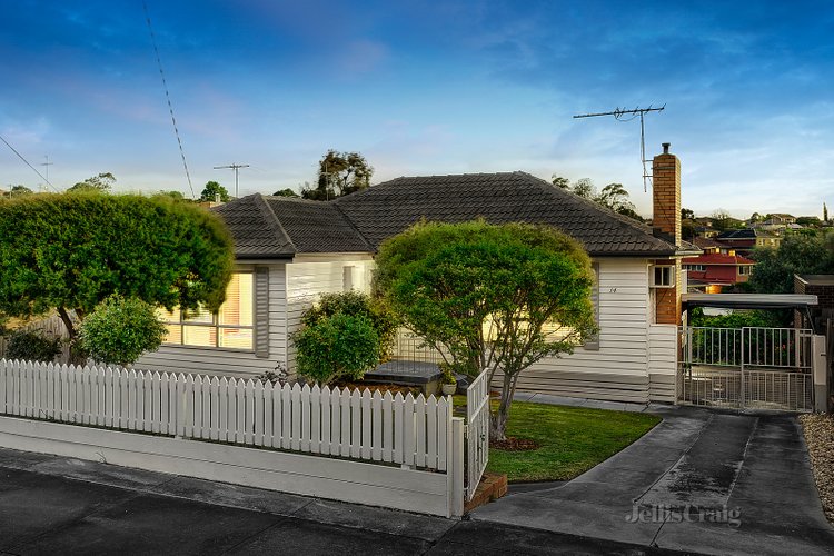 14 Kandanga Grove Bulleen 3105