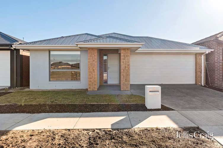 14 Kite Street  Winter Valley 3358