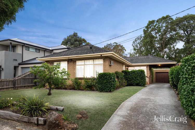 14 Lindisfarne Drive Burwood East 3151