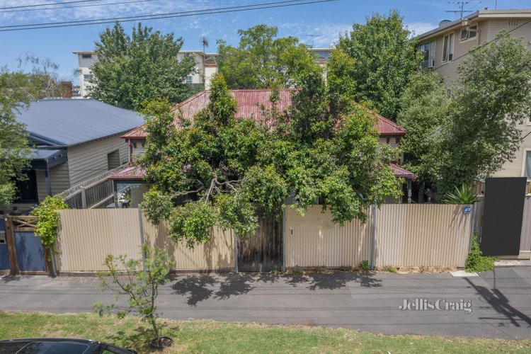 14 Madden Grove Richmond 3121