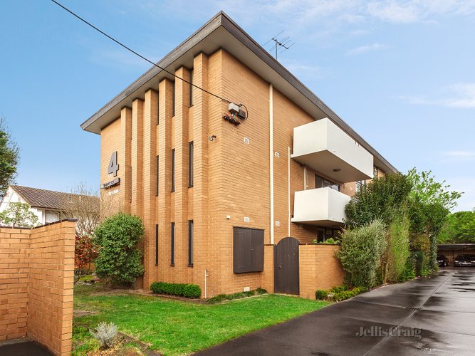 1/4 Mary Street Kew 3101