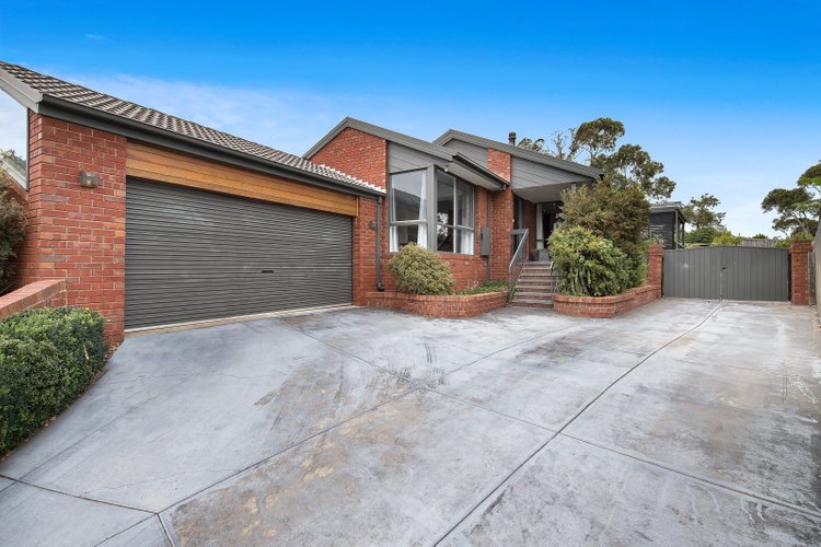 14 Narambi Close Ferntree Gully 3156