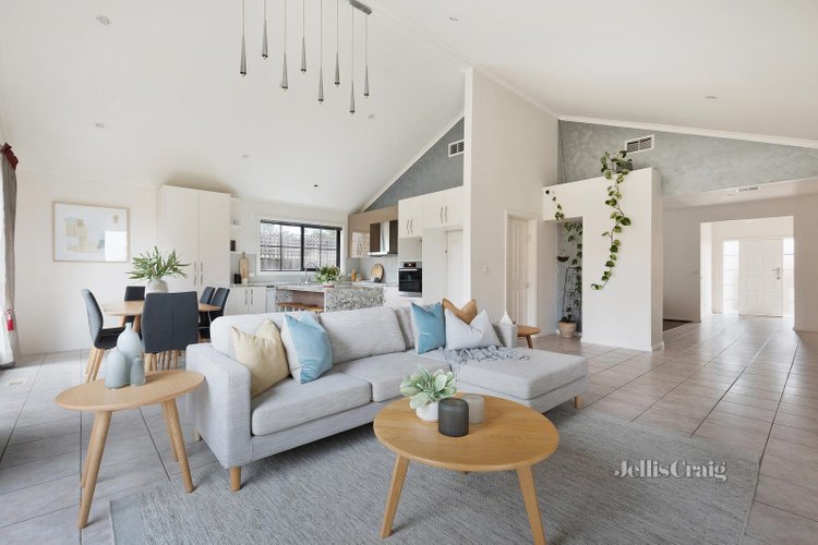14 Norville Street Bentleigh East 3165