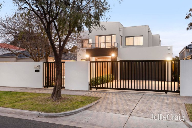 14 Oak Street Beaumaris 3193