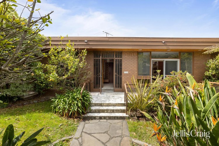 1 4 Orrong Crescent Caulfield North 3161