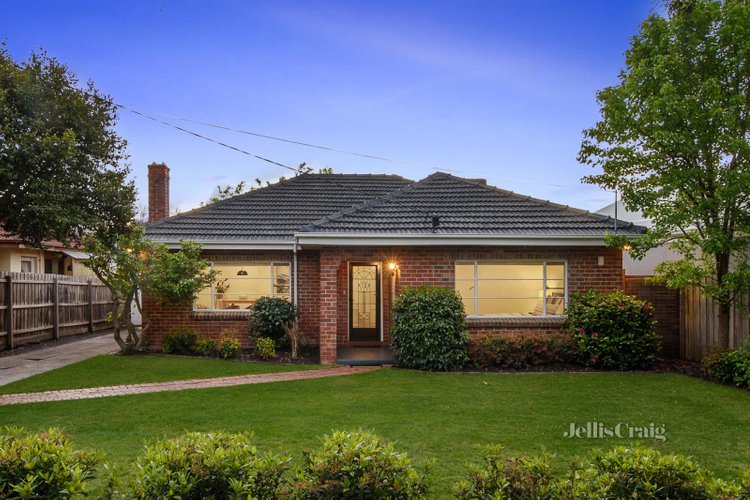 14 O'shannessy Street Nunawading 3131