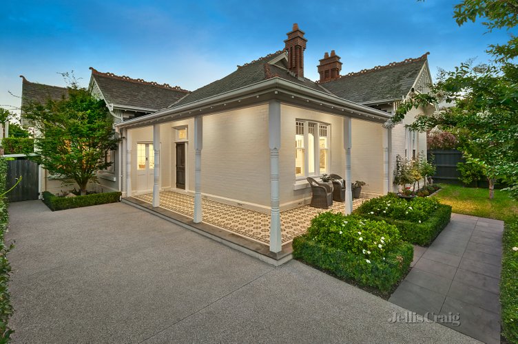 14 Pine Grove Malvern 3144