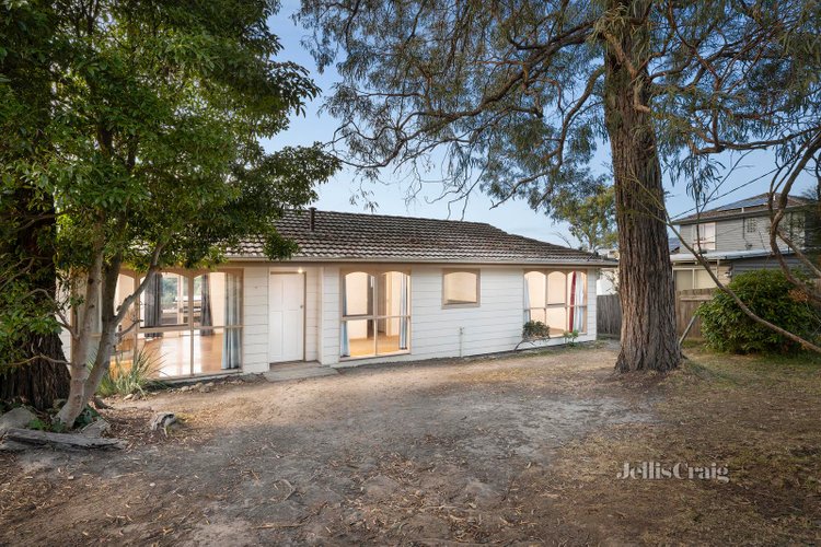 14 Russell Street Mount Evelyn 3796