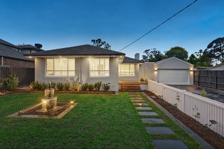 14 Seares Drive Ringwood East 3135