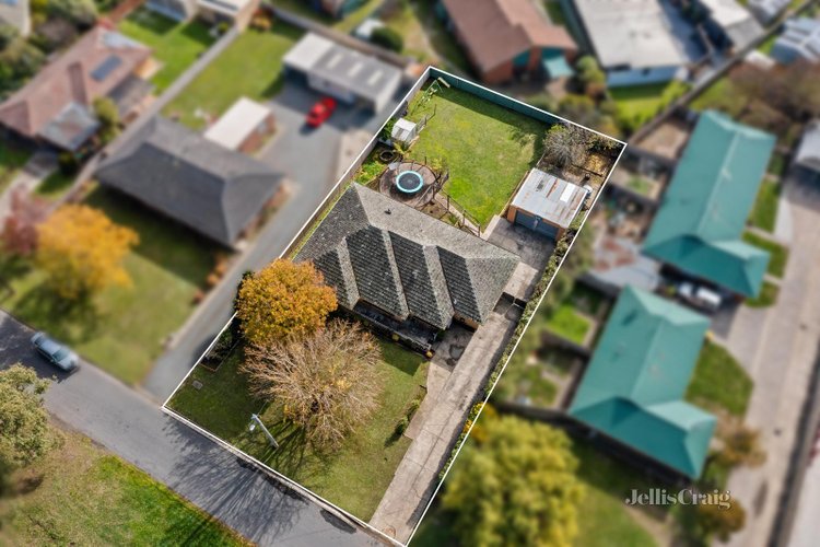 14 Smythes Road Delacombe 3356