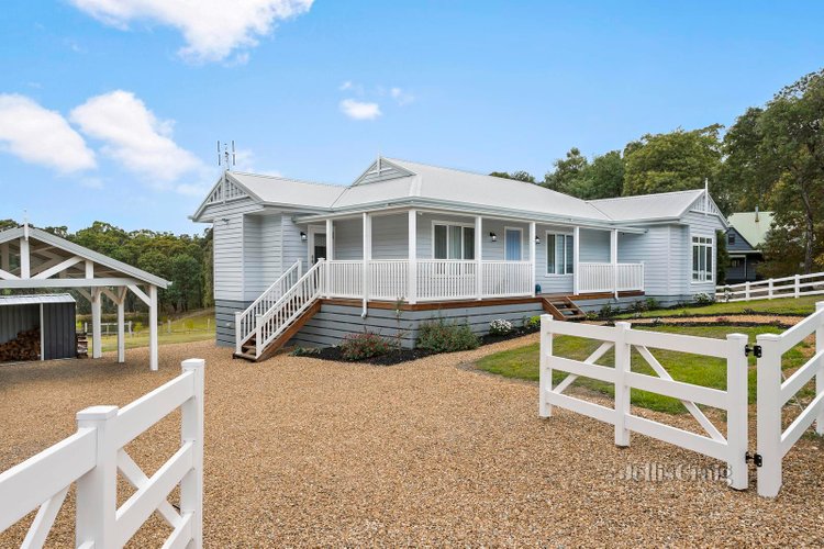 14 South Ajax Road Daylesford 3460