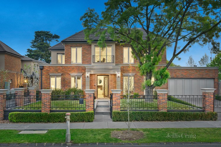 14 St Georges Crescent Ashburton 3147
