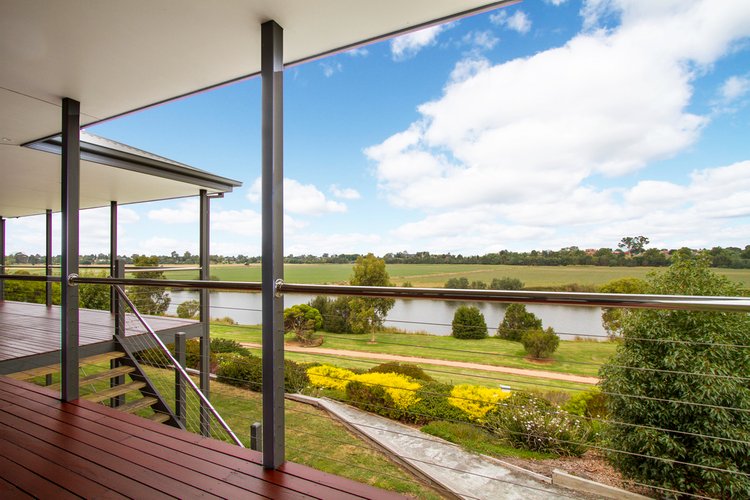 14 The Backwater, Eastwood