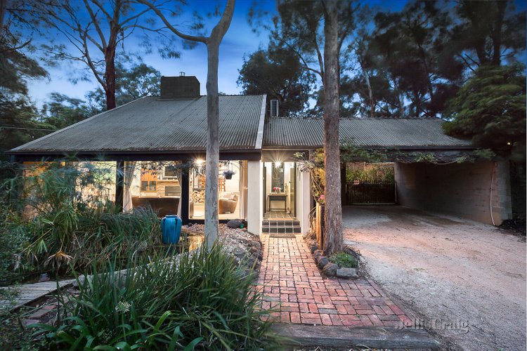14 View Hill Crescent Eltham 3095