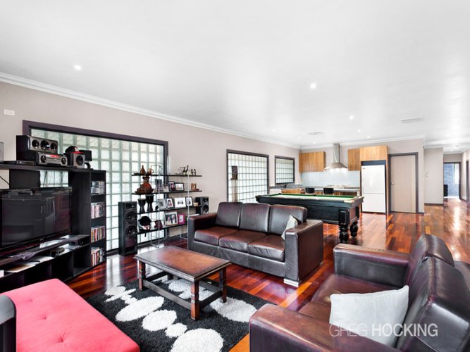 14 Viola Avenue Brooklyn 3012