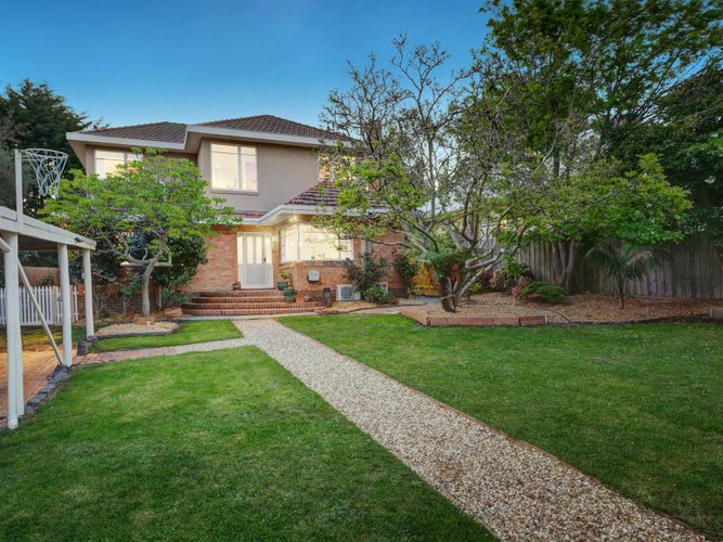 14 Walwa Street Mitcham 3132
