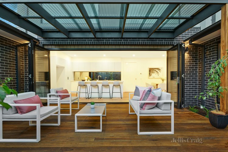 1/40 Haig Street Burwood 3125