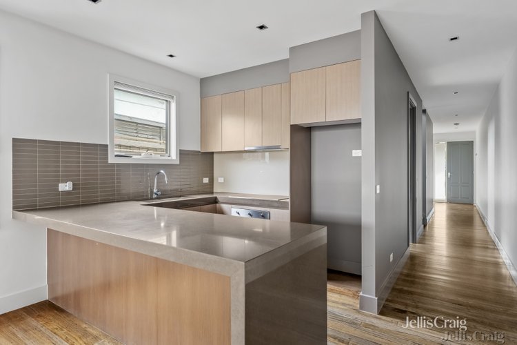 1/406 Clarke Street Northcote 3070