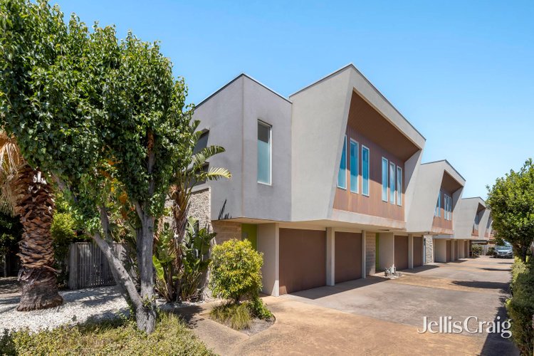 1 41 Coorigil Road Carnegie 3163