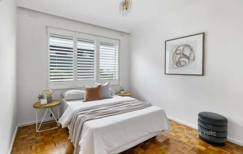 14/10 Dickens Street Elwood 3184