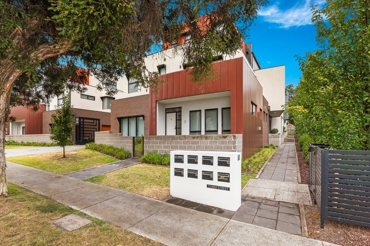 14/13-15 May Street Doncaster East 3109