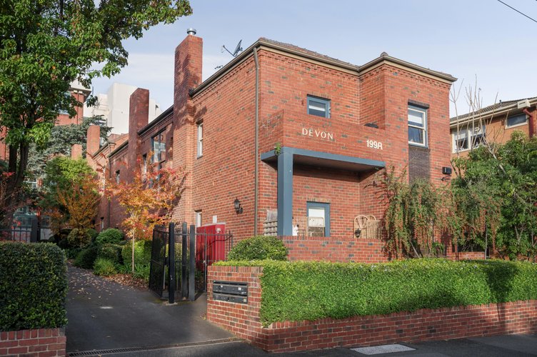 14 199A Lennox Street Richmond 3121