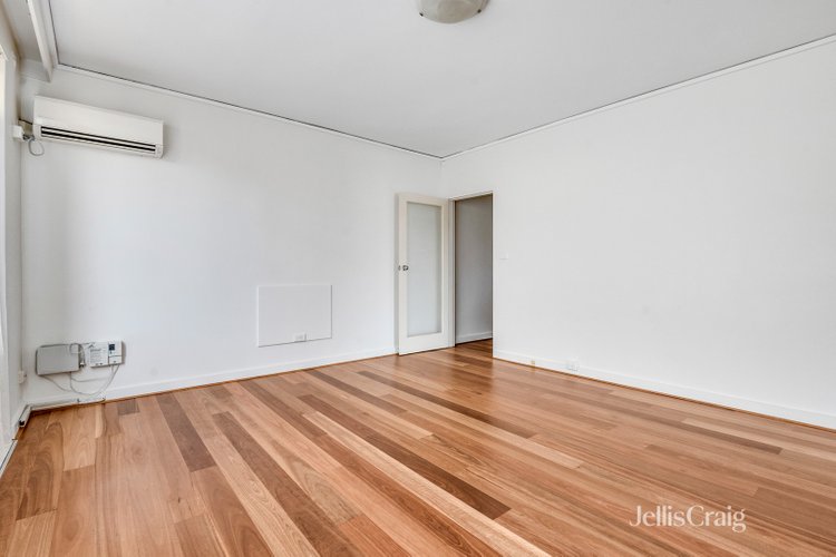 1/423 Brunswick Road Brunswick West 3055