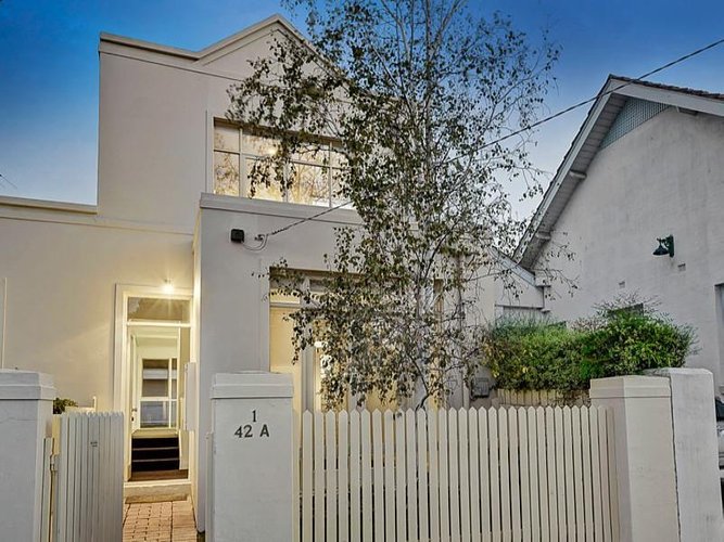 1 42A Eglinton Street Kew 3101