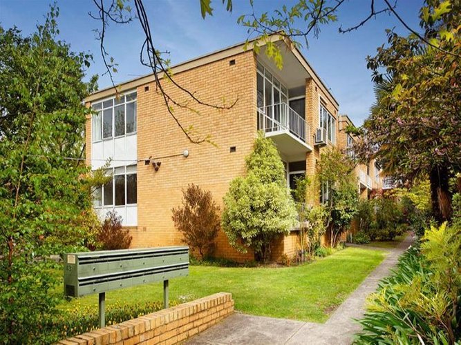 1 43 Inglesby Road Camberwell 3124