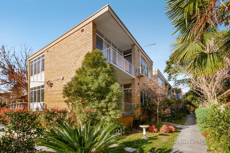 1/43 Inglesby Road Camberwell 3124