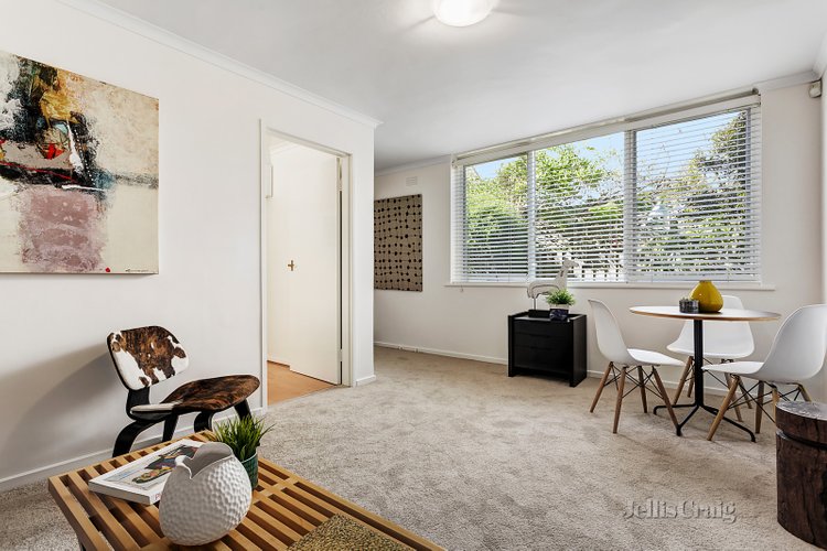 14/30 The Esplanade Clifton Hill 3068