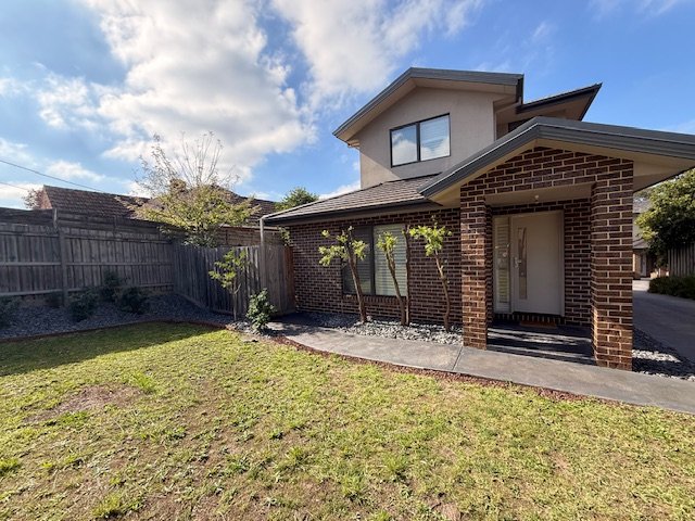 1/431 Mitcham Road  Mitcham 3132