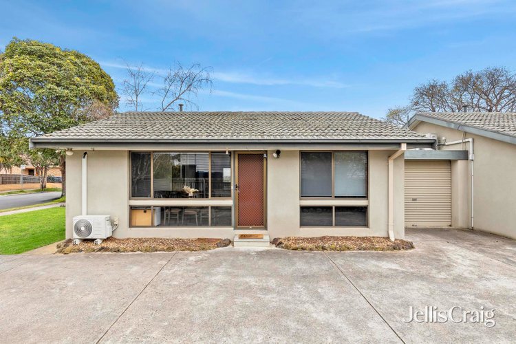1 44 Marshall Street Newtown 3220