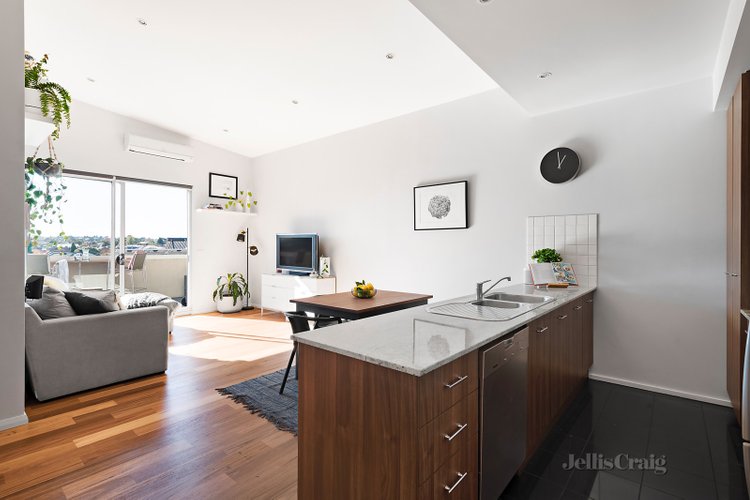 14/414-416 High Street Northcote 3070